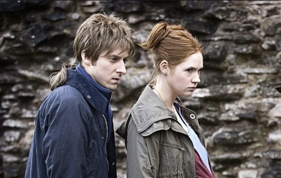 Названия серий и синопсис к «Выбору Эми»